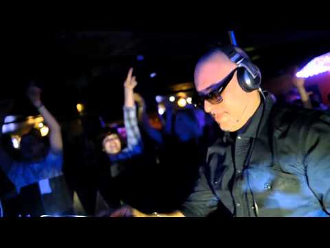 Roger Sanchez at Mansion Nightclub - Essex, UK (Ju...