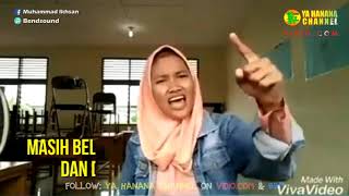 Lucu! Aksi Kocak Siswi SMA Lipsing Lagu Minang Wkwkwk, Netizen   Calon Viral di TV Nih