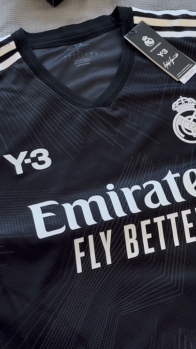 Unboxing comparatif Maillot Real Madrid Y-3 Adidas 21-22 Player Issue Heat  RDY vrai vs fake - YouTube