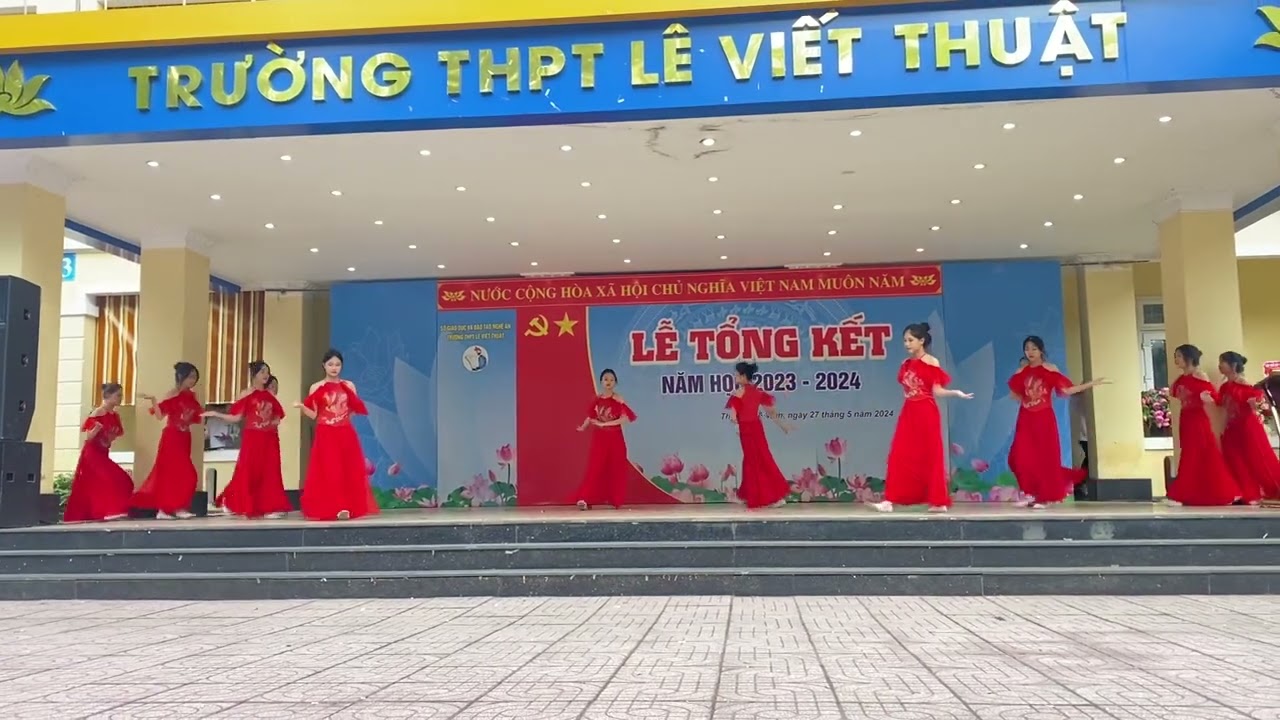 Múa: Theo em về nhà. Lễ tổng kết năm học 2023 - 2024 THPT Lê Viết Thuật