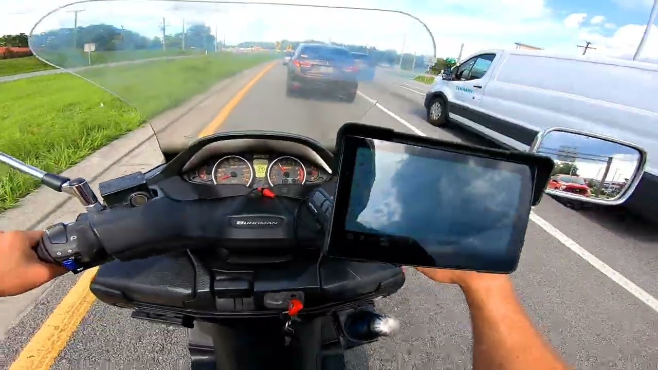 The Dreaded Motorcycle Wave! It's Frustrating! 