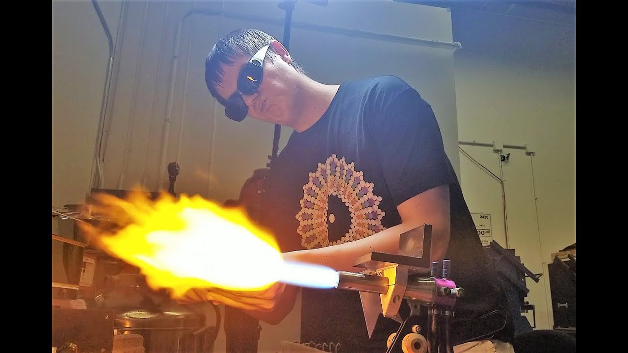 Glass Blowing a Pendant with Steve H.