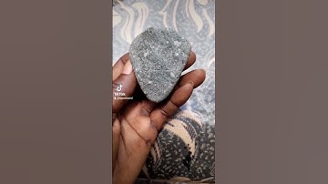 achondrite meteorite magnetic have in white and black 🔳 🔲 ⚫ 😳 diamond 🇯🇲