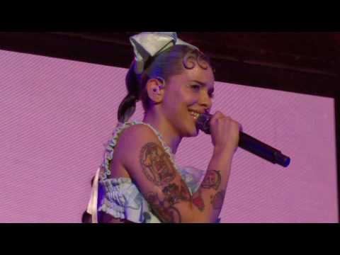 Melanie Martinez - Fire Drill HD LIVE 013 Tilburg