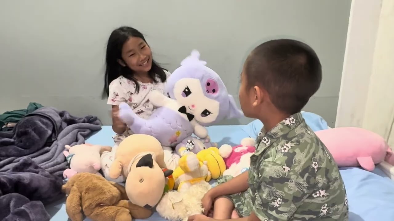 Tlai lam vlog | introducing Plushies | bedtime 🛏️ | #plushies #bedtime #siblings