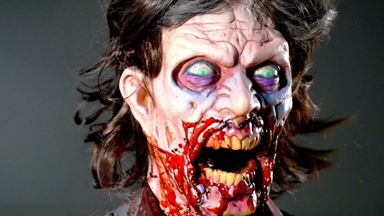 Quaking Cody Halloween Zombie Haunt Prop