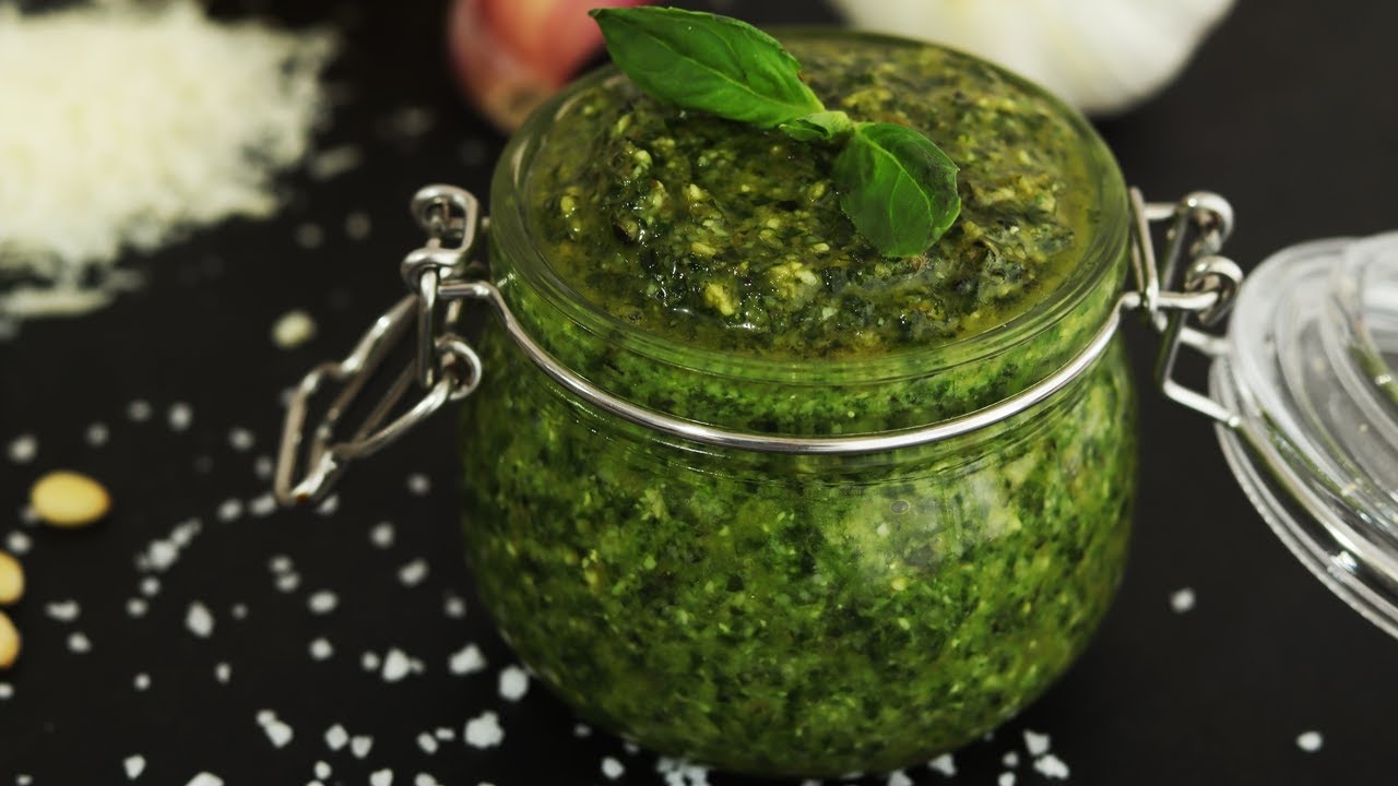 😋 Cómo Hacer SALSA PESTO ► La Auténtica Receta Casera ITALIANA