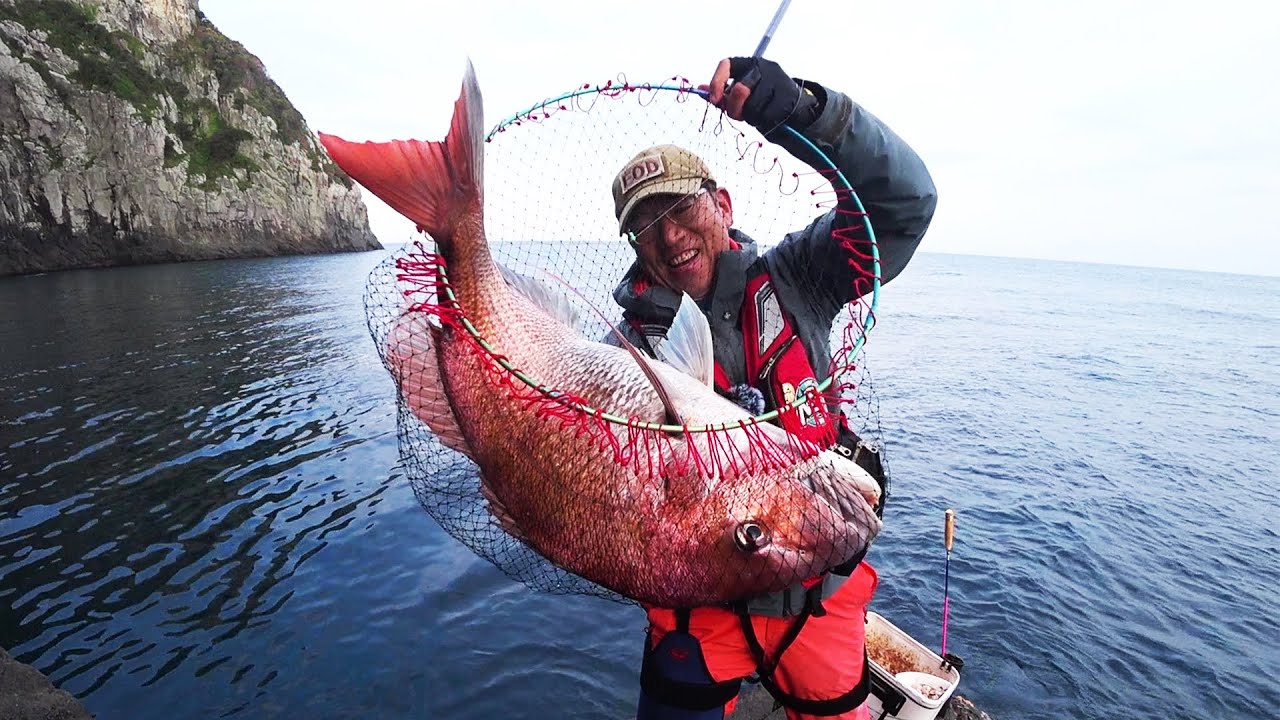 싸이즈 미쳤다!!! ... 뜰채 부수고 올라온 괴물!! ... 힘들어서 말할 기운도 없습니다!