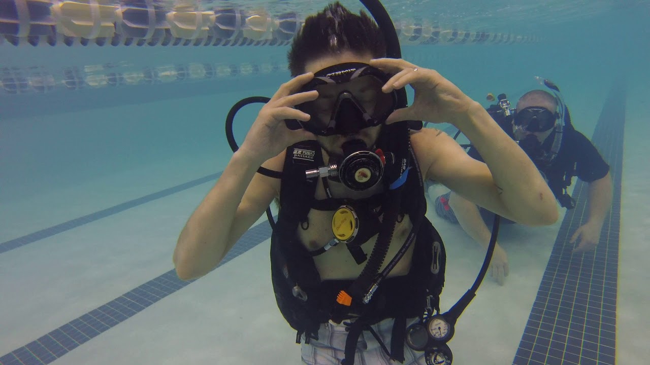 Mask Flood and clear for open water scuba diving students YouTube