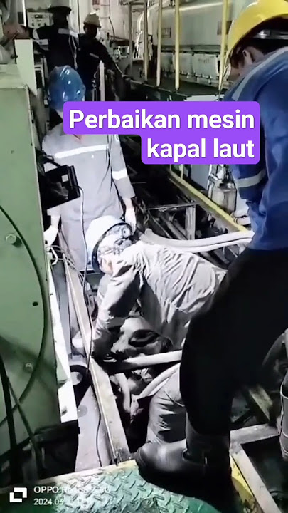 Perbaikan mesin kapal laut # mesinkapal #shors #