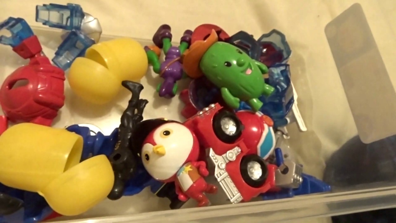 DUENDE VERDE Y SHERIFF CALLIE Juguetes YouTube