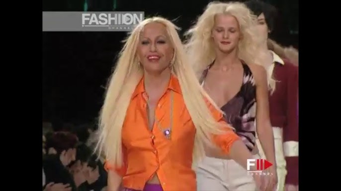 Carmen Kass Runway Throwback on Make a GIF