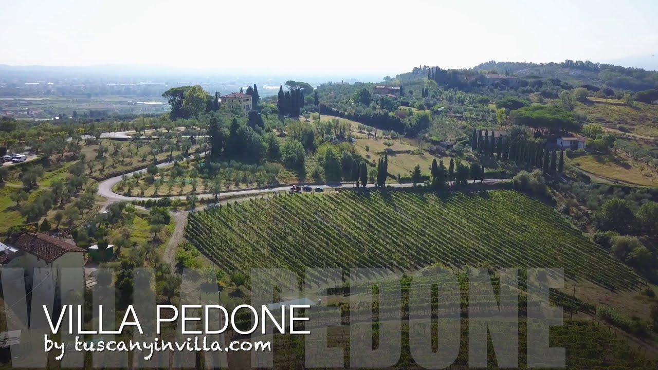 Villa Pedone, a 1800 villa on a hill at 4 kms west of Lucca, with breathtaking views