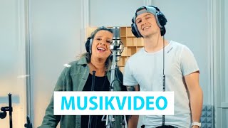 Daniela Alfinito &amp; Maurizio -  Ein Mensch wie ein Bergwerk (Offizielles Video)