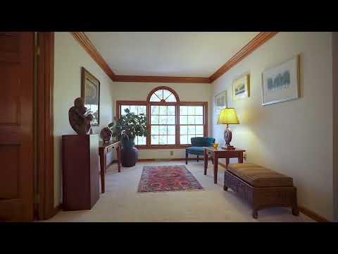 2525 Lindenwood Drive, Franklin Park, PA home video tour
