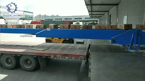 Telescopic belt conveyor for truck unloading #telescopic #beltconveyor #truckloading #automation