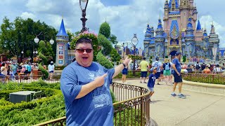 I went to Magic Kingdom & Epcot | It's a Small World, Haunted Mansion & Spaceship Earth Light Show