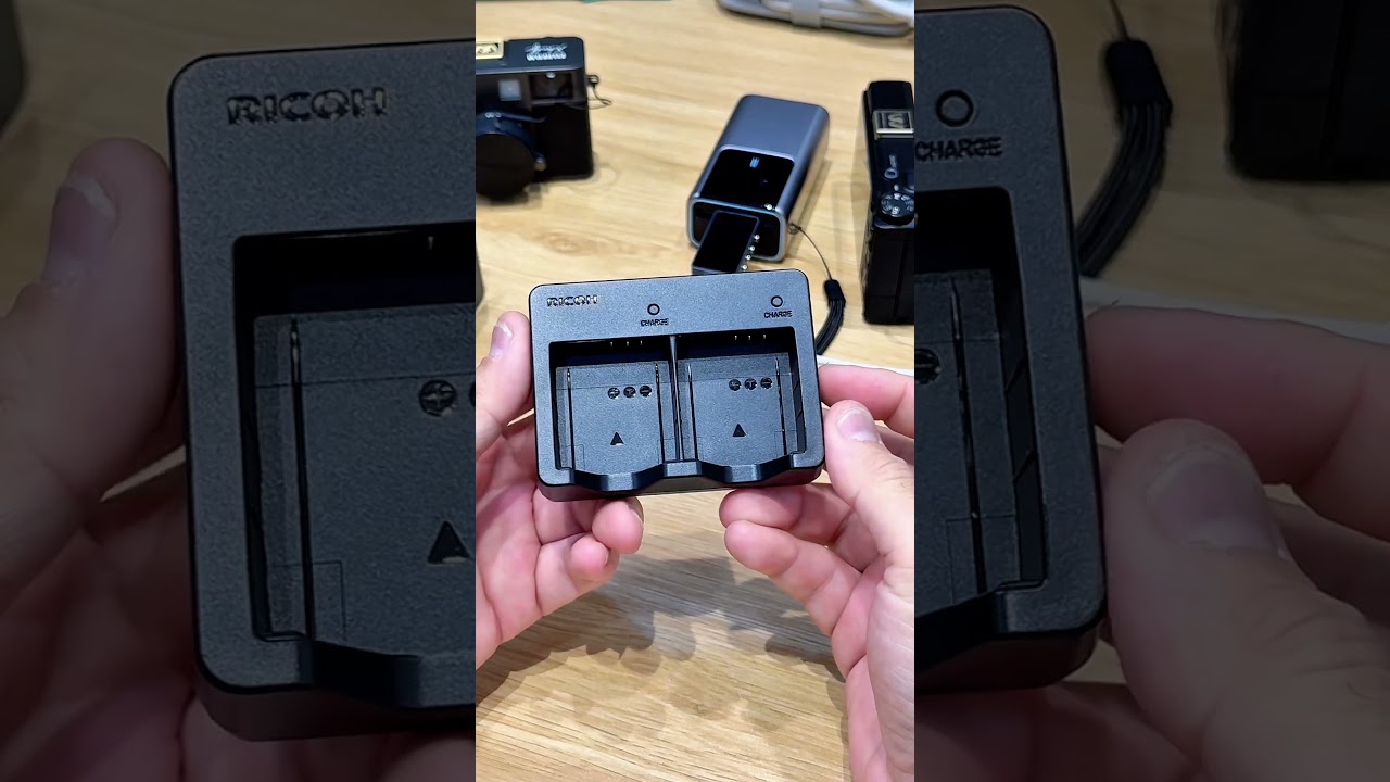 🎥 Dock sạc đôi (mã BJ-12) dùng cho pin máy ảnh Ricoh GR4 (mã pin DB-120).#ricoh #gr4 #bj12 #charger — Video review, click xem trên YouTube