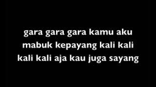 Lirik smash - aahh