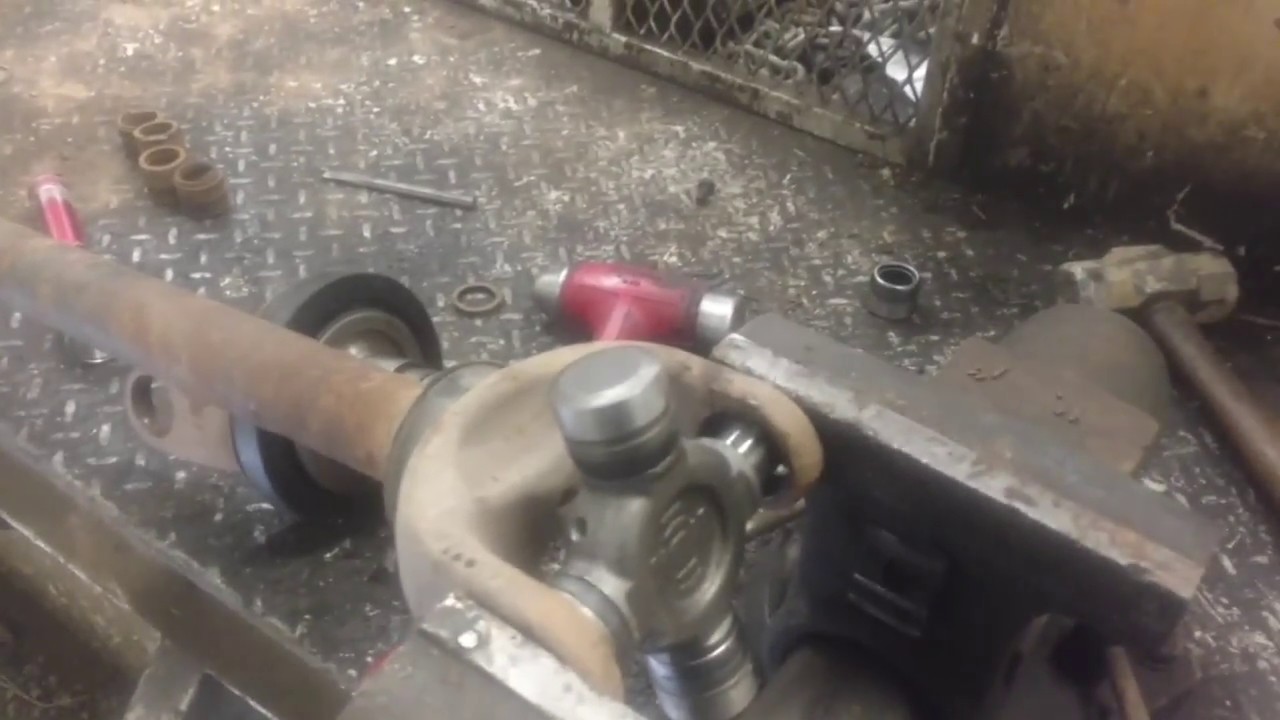 2006 F550 axle shaft ujoint install YouTube