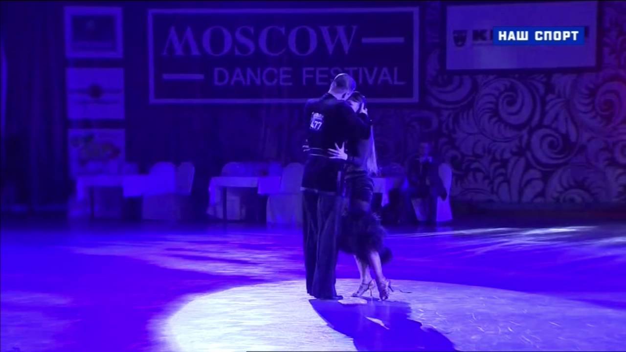 Олег Харламов и Евгения Касанаве - YouTube