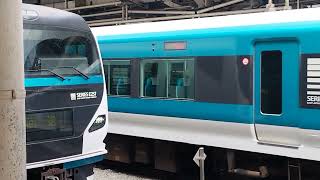 E257系2000番台オオNA-10編成東京駅発車