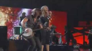 Carrie Underwood / Songs Like This (Feat. Brad Paisley and Keith Urban)