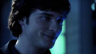 Smallville 3x01 - Red K Clark in Metropolis