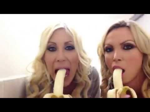 Muz Nasıl Yenir - - how to eat banana