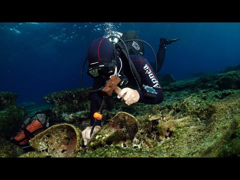 Diving in Aegean Ηistory