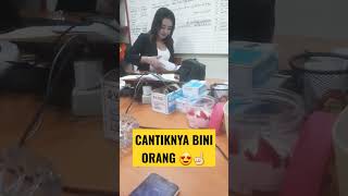 Cantiknya Bini Orang