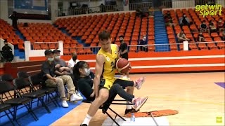 【SBL】2021-5-2 高雄九太科技 VS 台灣啤酒 季後賽 GAME2 - 場邊工作人員風險也滿大的,差點被壓到!