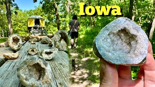 Midwest Rockhounding - Keokuk Geode hunting - The Warsaw Formation