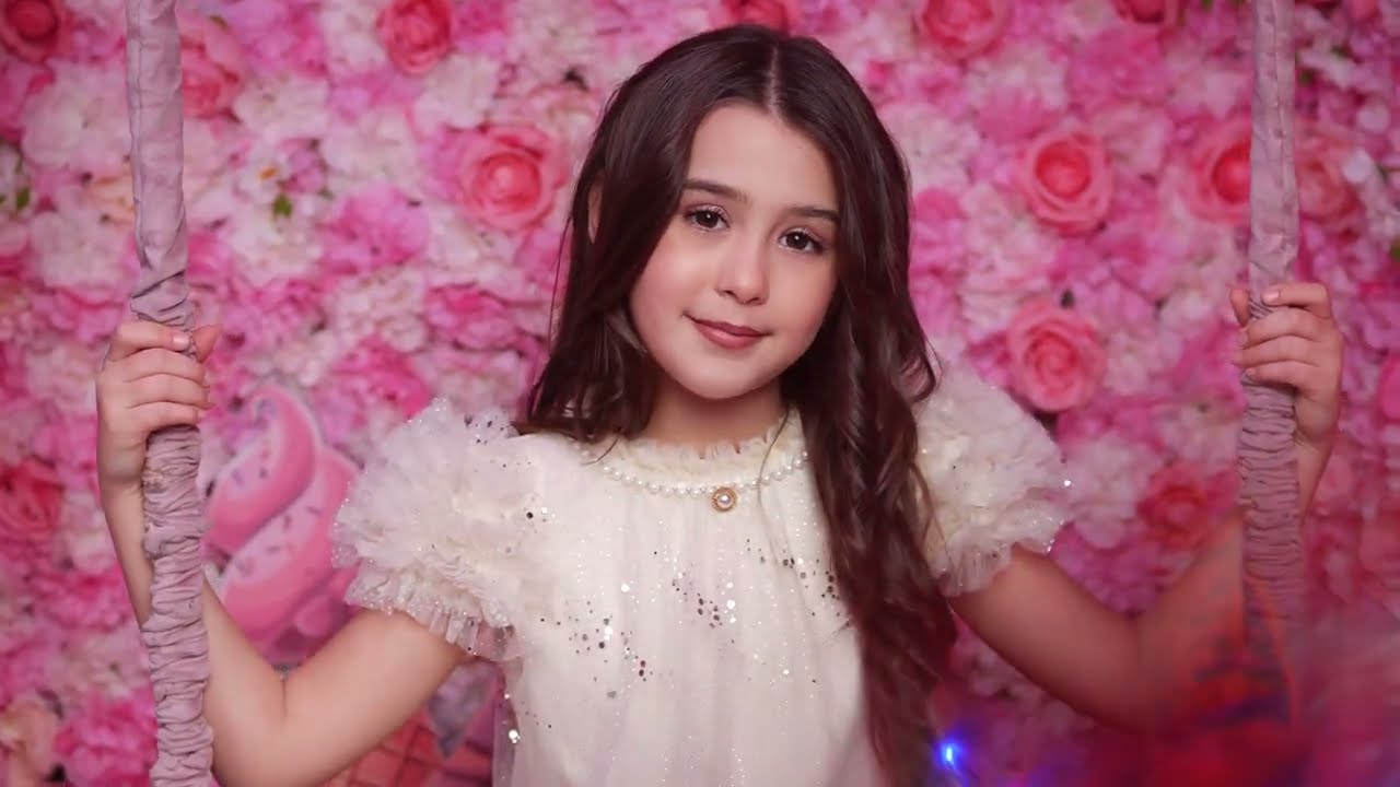 Anais Sabbagh - Lumea Mea | Official Music Video