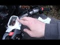 Replacing the clutch fluid on a motorcycle - How to.