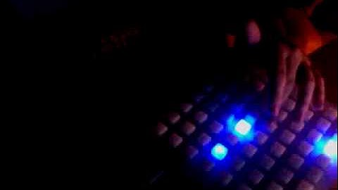 monome + ableton + polygome = acid floot.. playing with my new arduinome