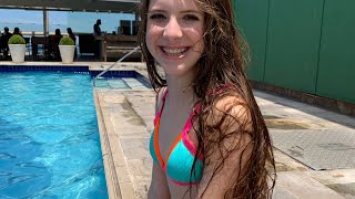 NA PISCINA DO HOTEL 🤩 - Modelo Julinha