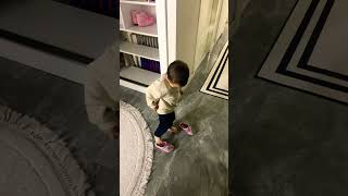 Poyraz Ablanın Ayakkabısını Mı Giyiyorsun Kaç Seni Yakalar