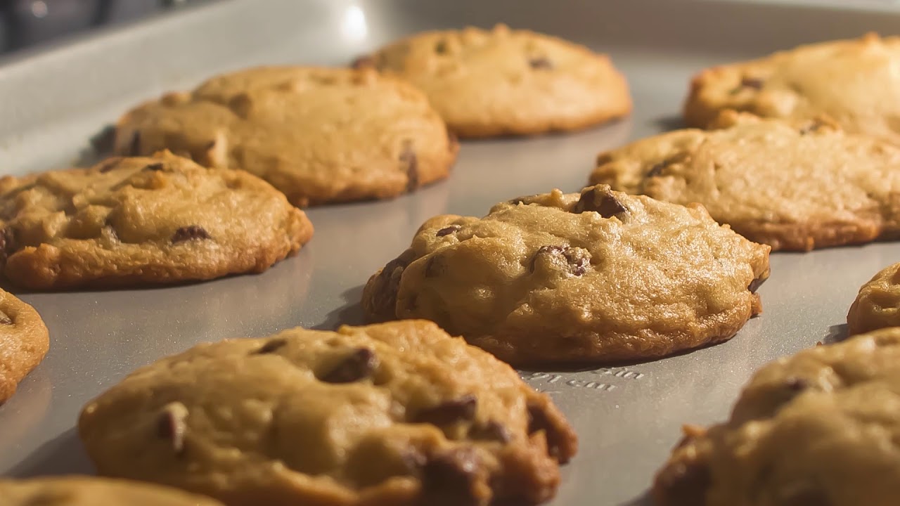 The Most Satisfying Baking Time Lapse Video in the world Oddly