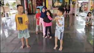 Permainan Tepuk Nyamuk? Permainan apa itu kalo mau tau nih aku tunjukin