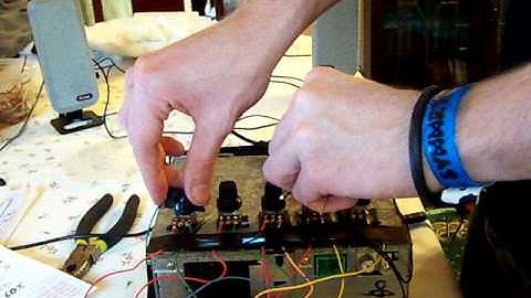 Arduino FM Synthesizer : Auduino