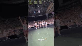 𝑆𝐻𝑂𝑊 𝑊𝐻𝐴𝑇 𝐼 𝐴𝑀 in SEATTLE ✈️ #IVE #아이브 #SHOW_WHAT_I_AM #Shorts