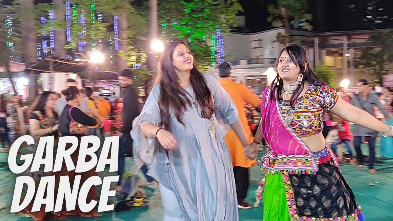 Best Gujarati Garba Dance in Mumbai Country Club Kandivali Shreyash