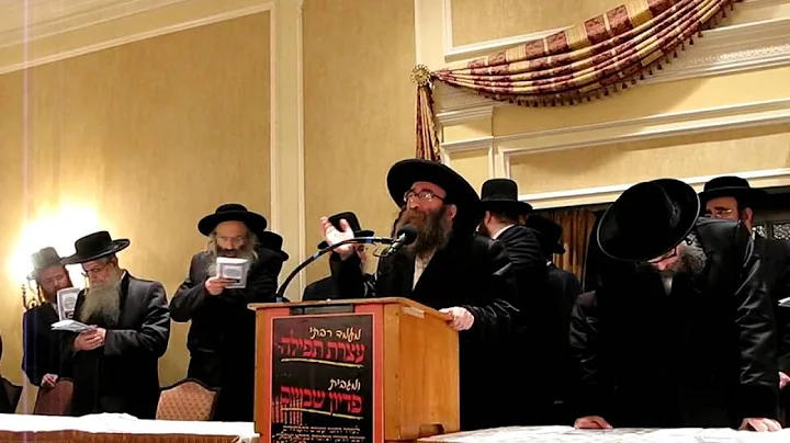 Spinka Rabbi Rav Isaac Horowitz Saying Tehilim
