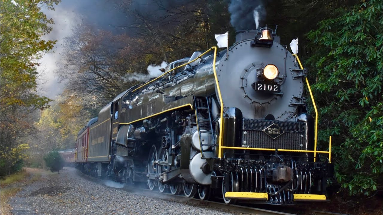 Reading and Northern 2102: Fall Foliage 2025!