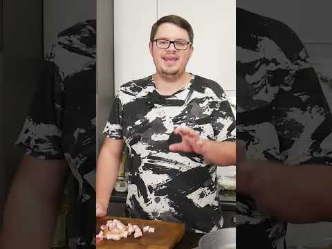 Корейка на сковороде.
