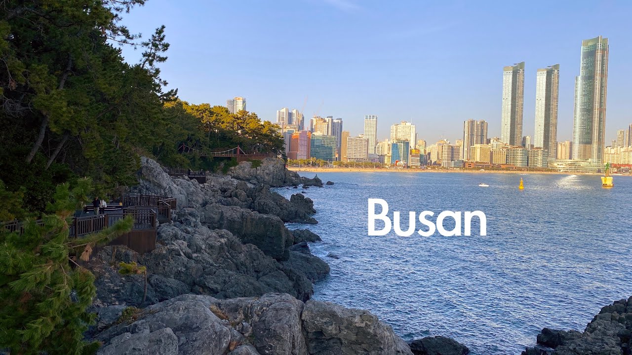 Korea - Walking on Haeundae Dongbaekseom Island | Busan - 4K HDR