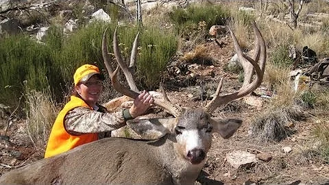 200" Typical Henry Mountains Rifle Mule Deer Hunt - Lareen Mellor - MossBack