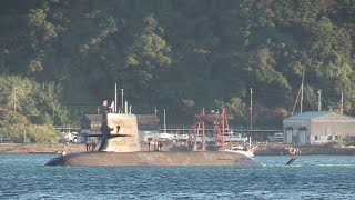 M211024 海上自衛隊 『そうりゅう型』潜水艦 由良湾出港