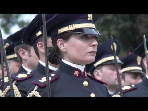 Video: Storia Della Festa Della Polizia